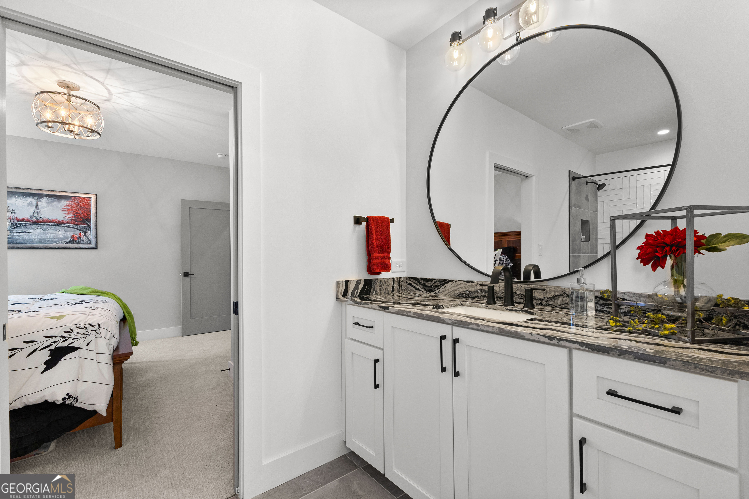 Newnan, Georgia 30265, United States, 4 Bedrooms Bedrooms, ,3 BathroomsBathrooms,Residential,Pending,9438