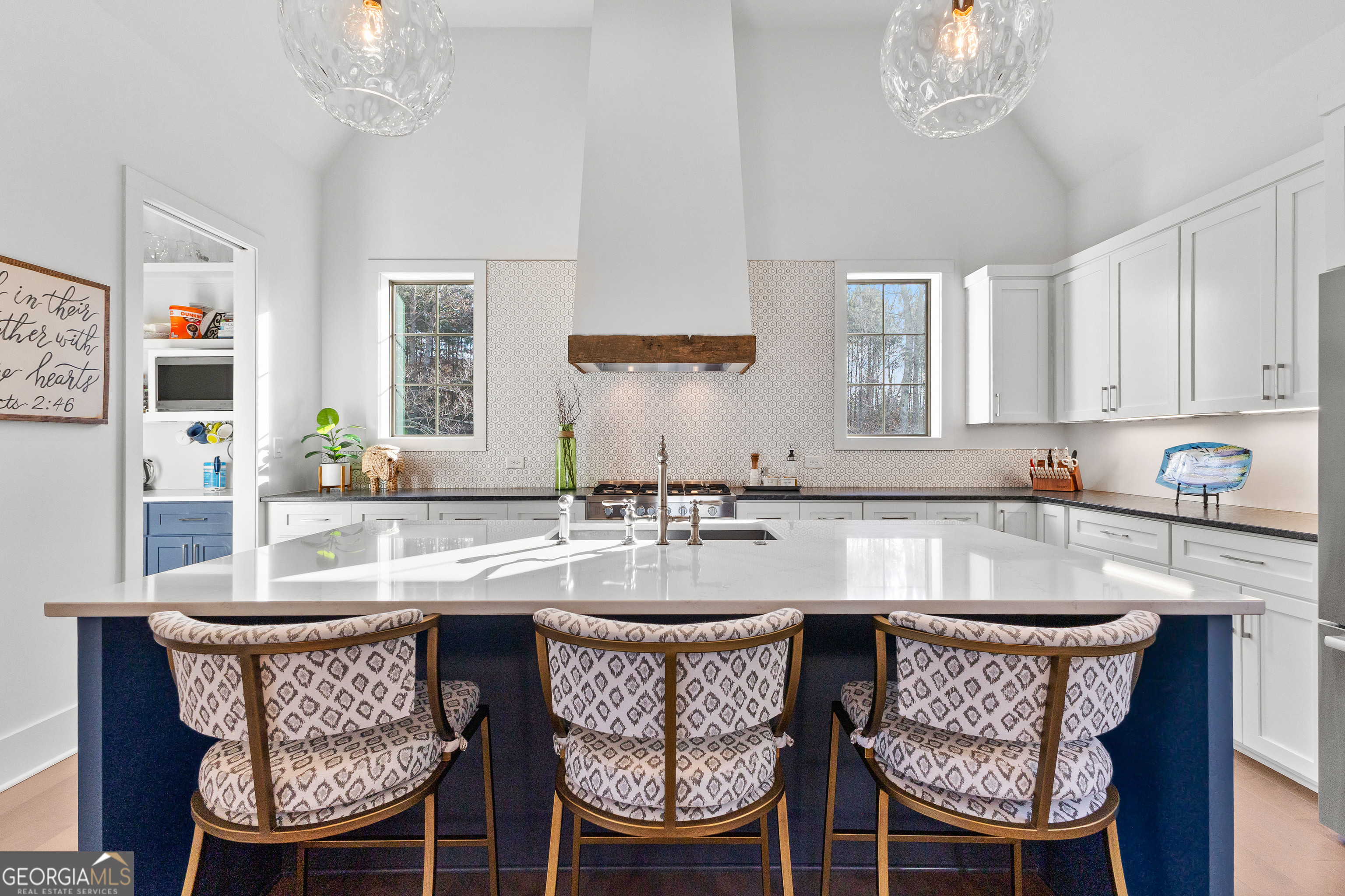 Newnan, Georgia 30265, United States, 4 Bedrooms Bedrooms, ,3 BathroomsBathrooms,Residential,Pending,9438