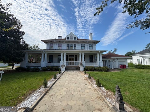 Photo for 53 W Graham ST