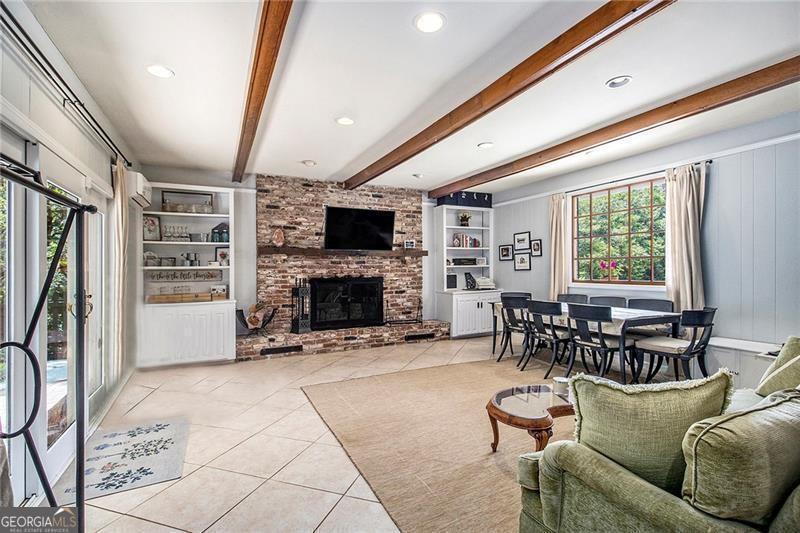 Dunwoody Forest - Residential