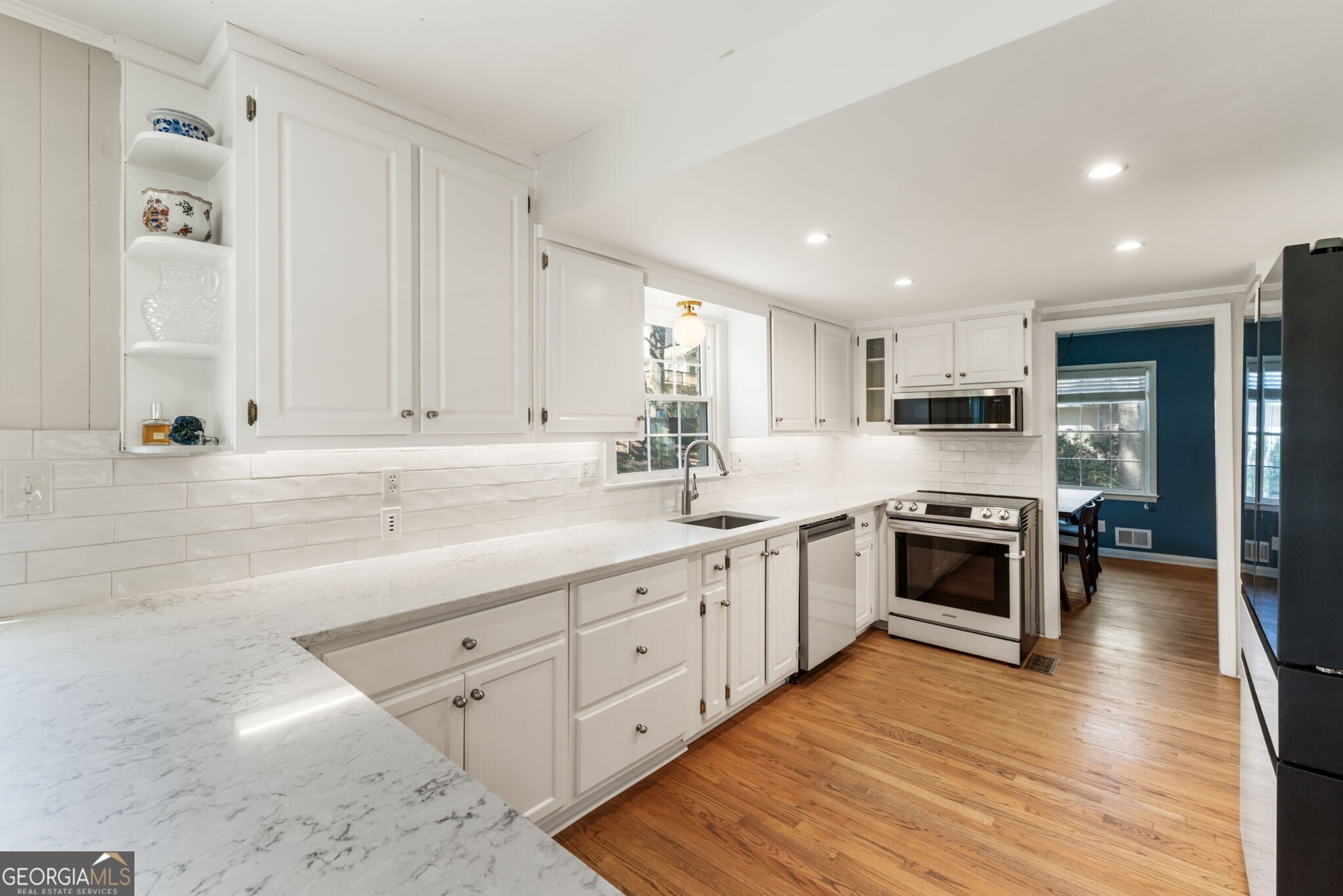 6482 Whispering TRL NE