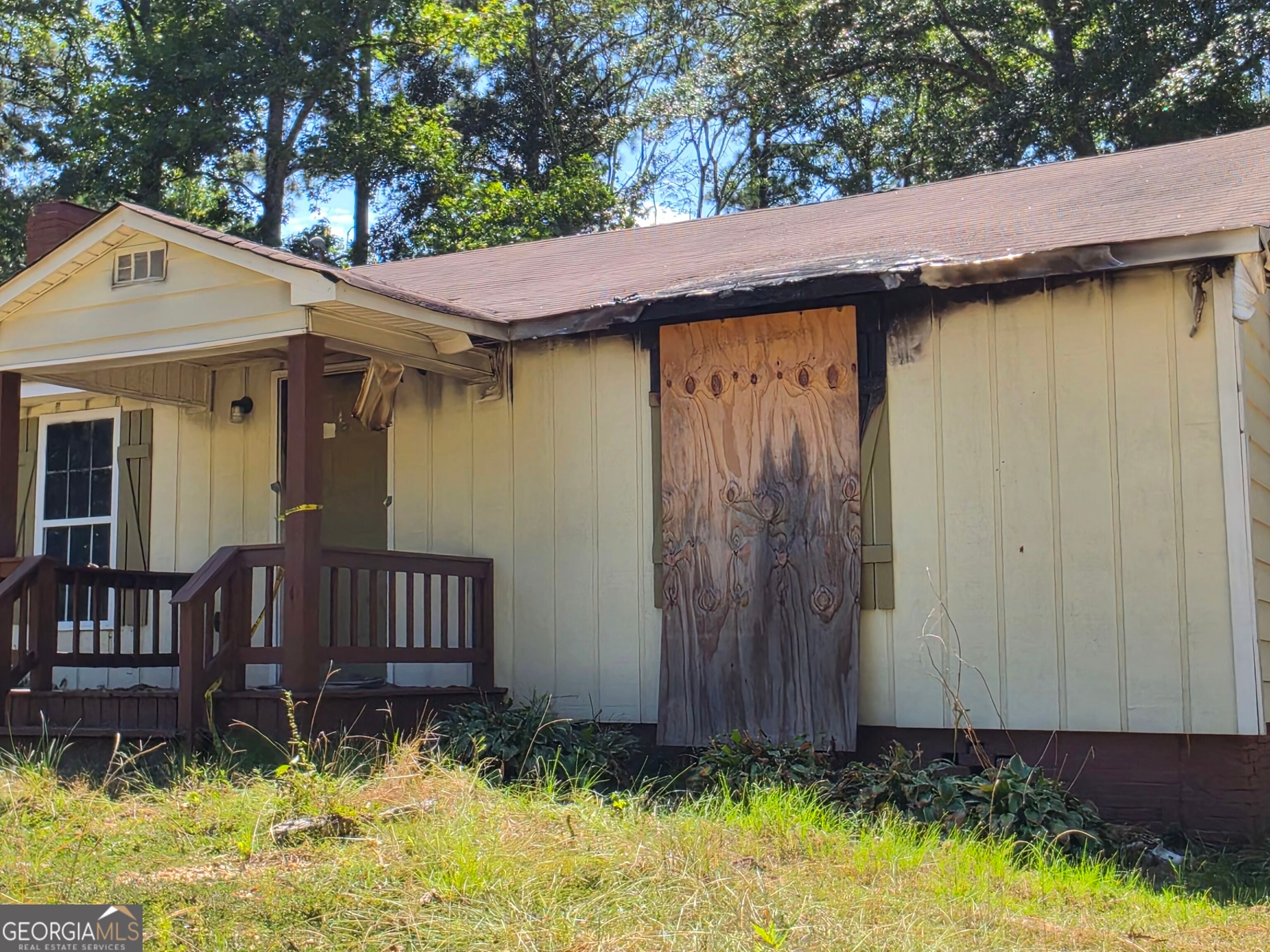 2842 Hamilton RD