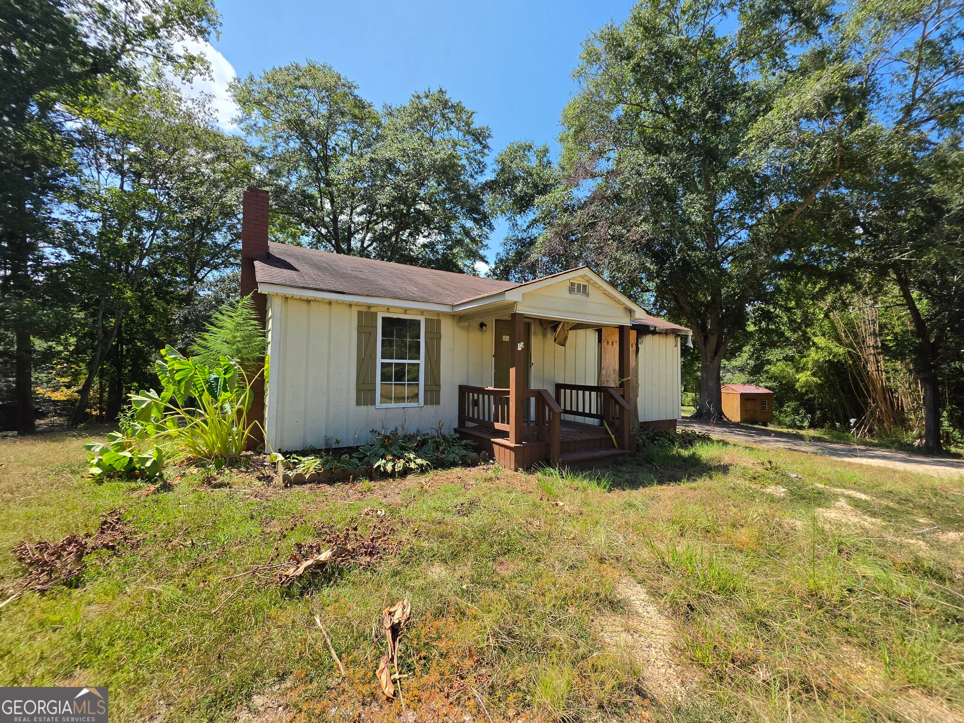 2842 Hamilton RD