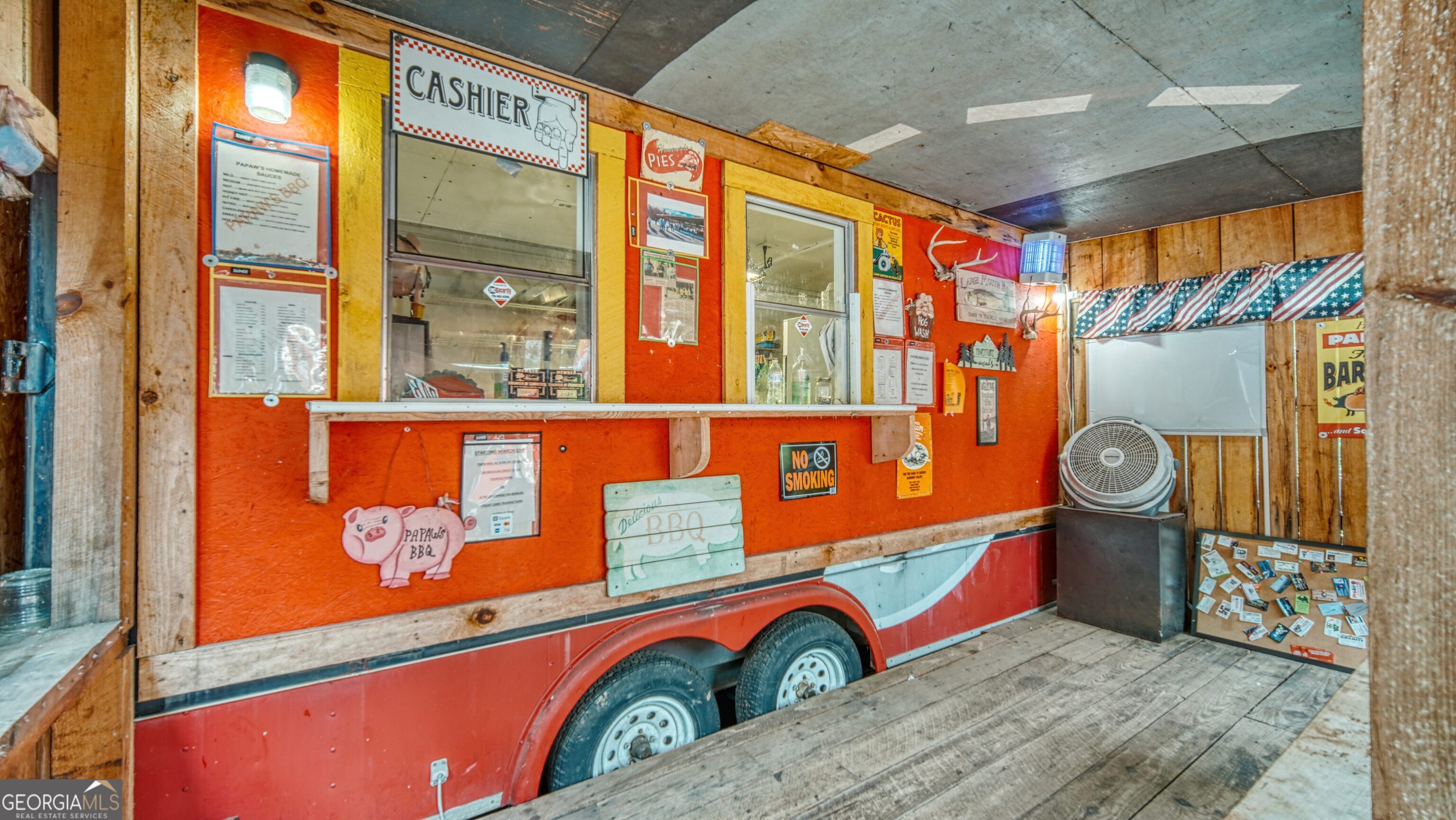 11026 Highway 325 Papaw's Bbq