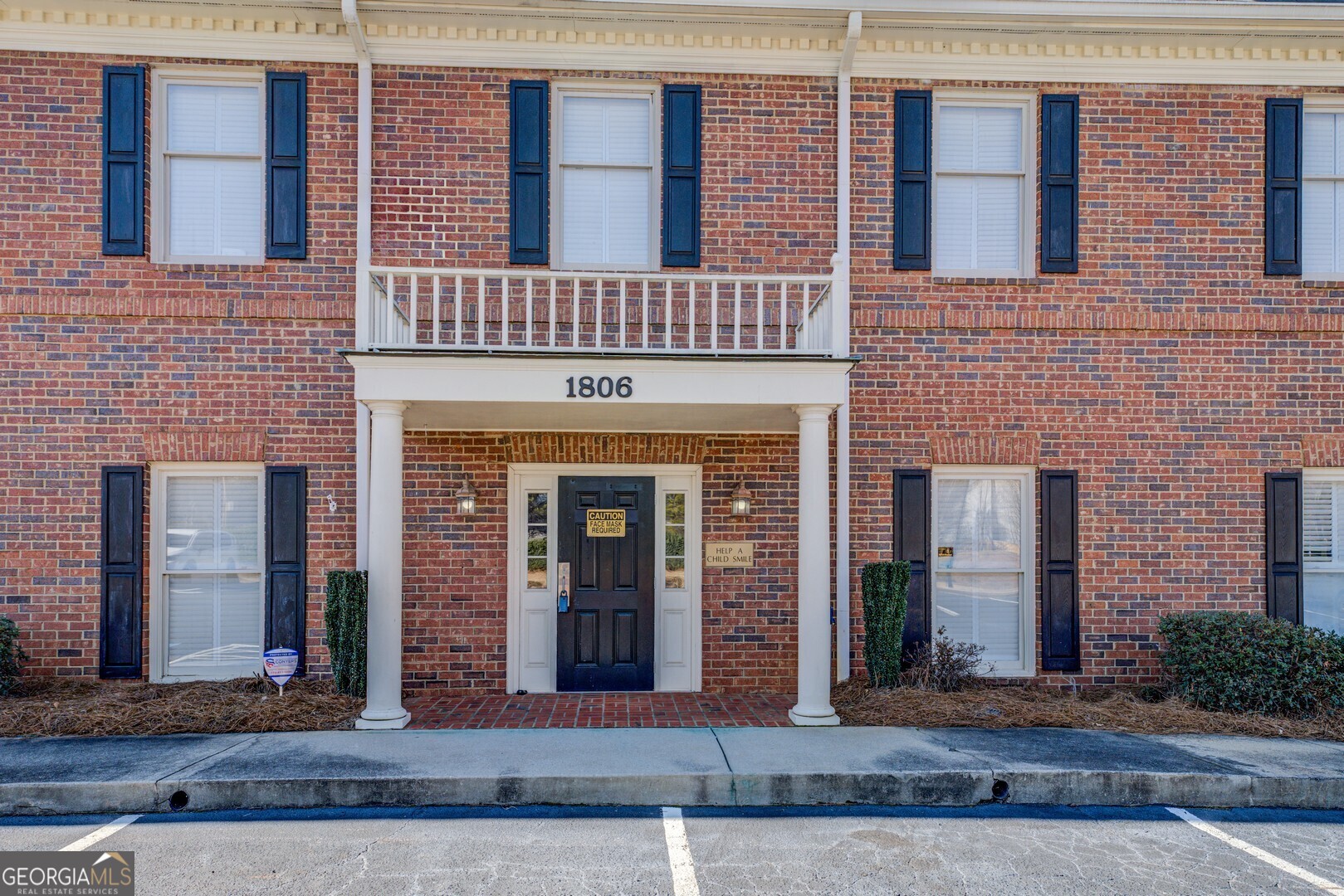 1806 Over Lake DR SE