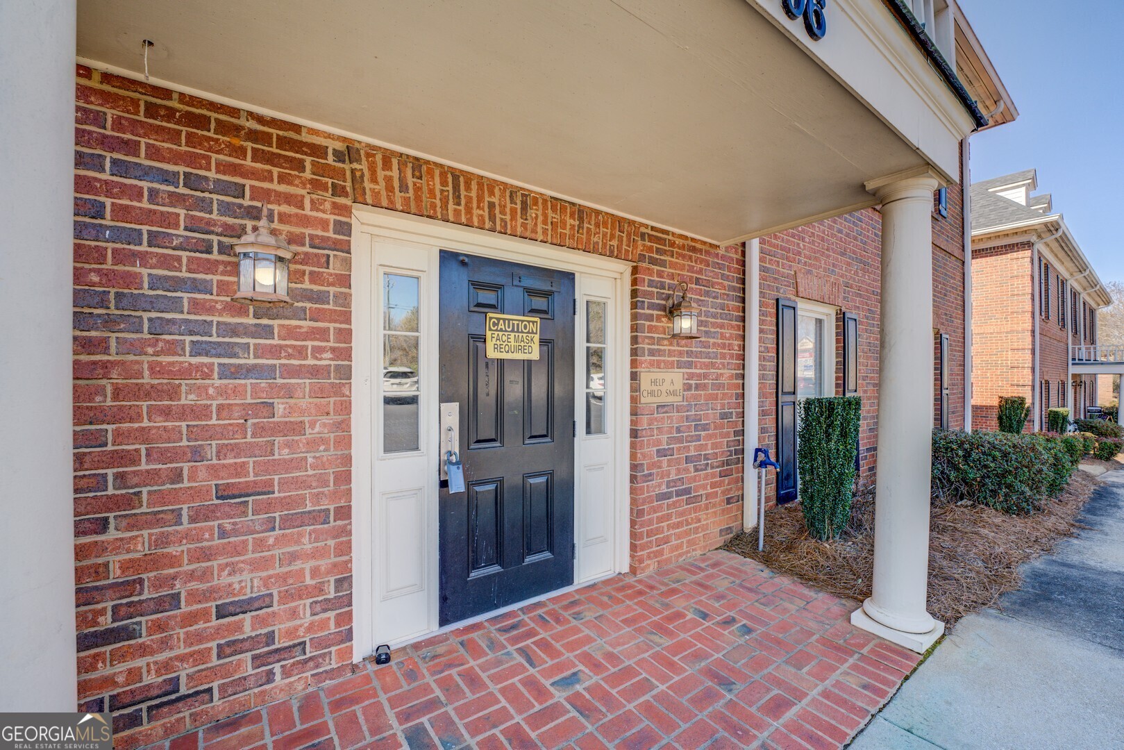 1806 Over Lake DR SE