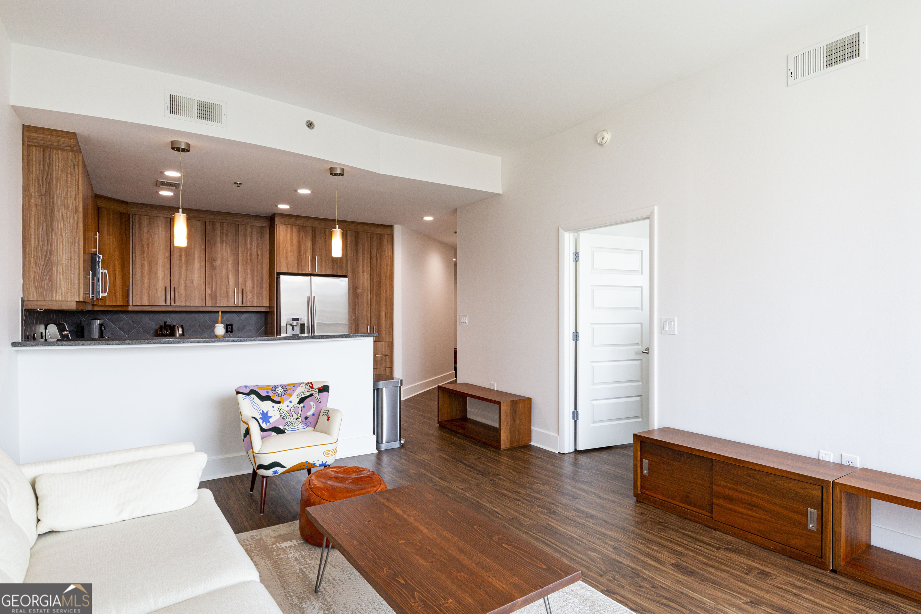 1080 Peachtree ST NE 2116