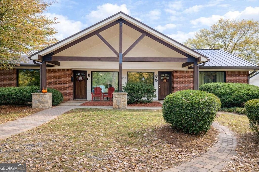 Photo of 220 Sandy Springs Place #C, Atlanta, GA 30328 (MLS # 10853879)