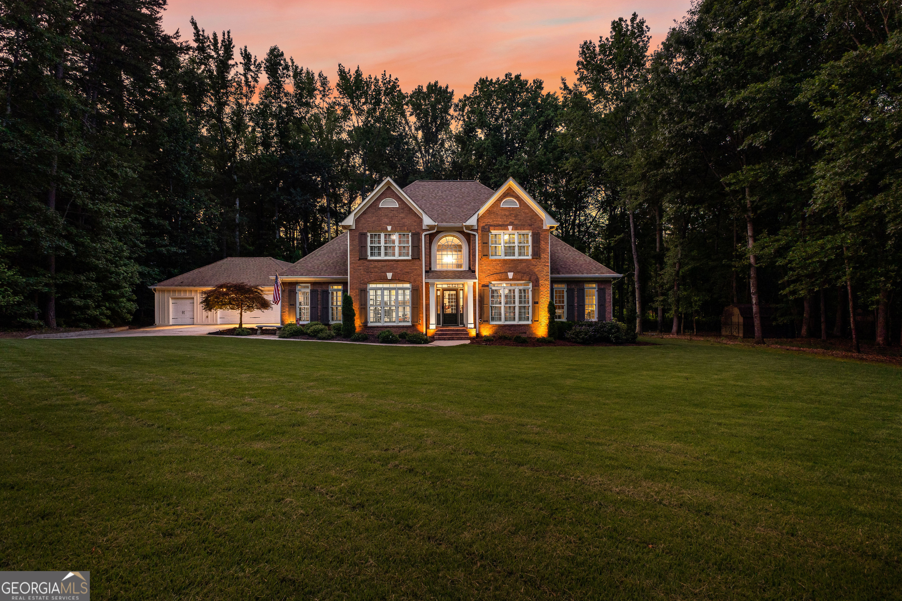 Peachtree City, Georgia 30269, United States, 4 Bedrooms Bedrooms, ,4 BathroomsBathrooms,Residential,Pending,156304