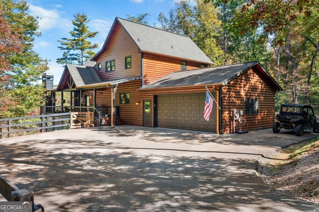 Photo of 73 Aska Forest Trail, Blue Ridge, GA 30513 (MLS # 10880340)