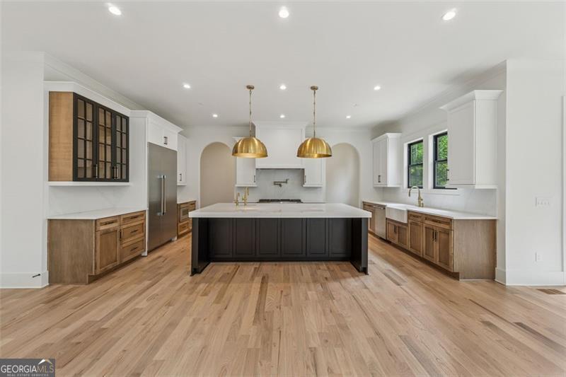 VESTAVIA ESTATES - Residential