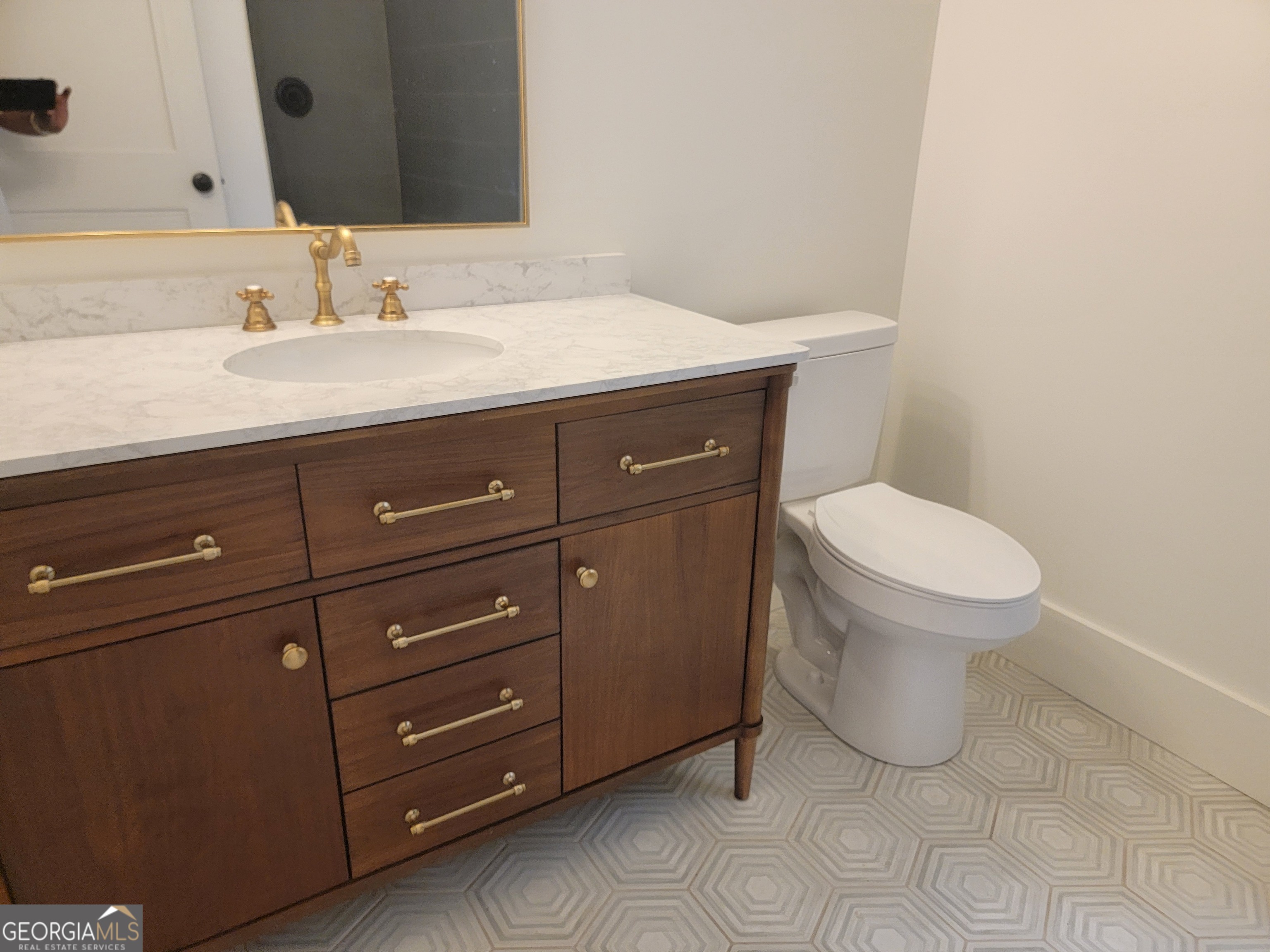 Professional Designed A Must See Pets Welcomed Historic Craftman Styled Completed Renovated Kitchen Primary Suite Large Walk in Bathroom