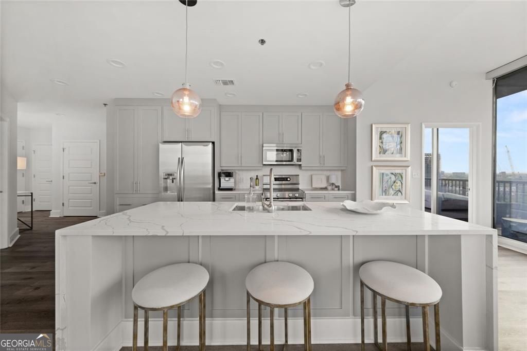 1080 Peachtree ST