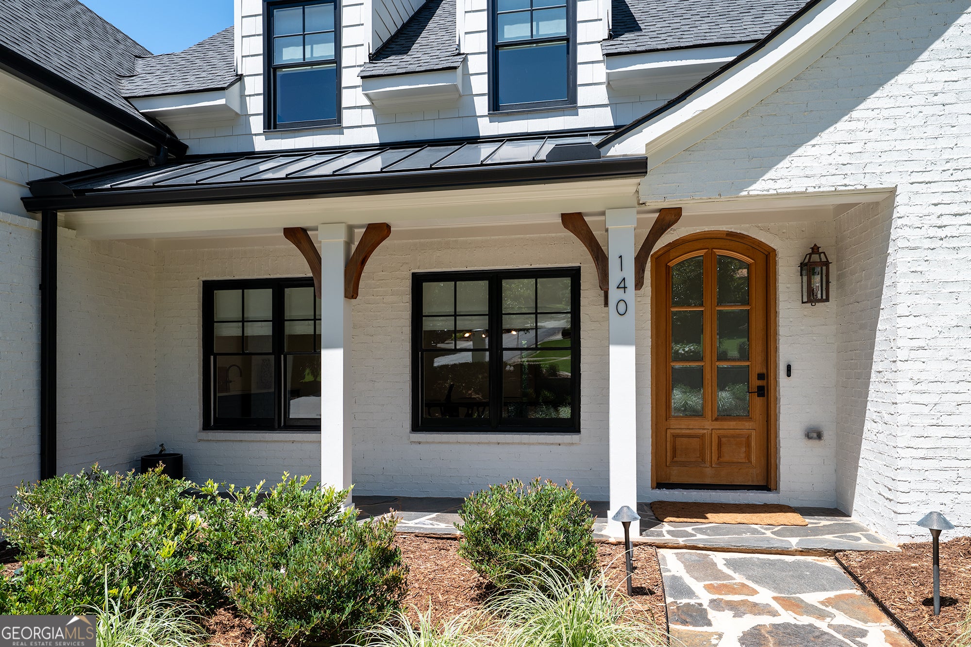 140 Meadowview RD