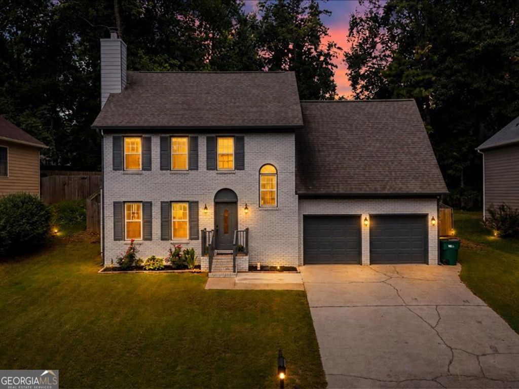 Photo of 1357 Chatley Way, Woodstock, GA 30188 (MLS # 10805264)