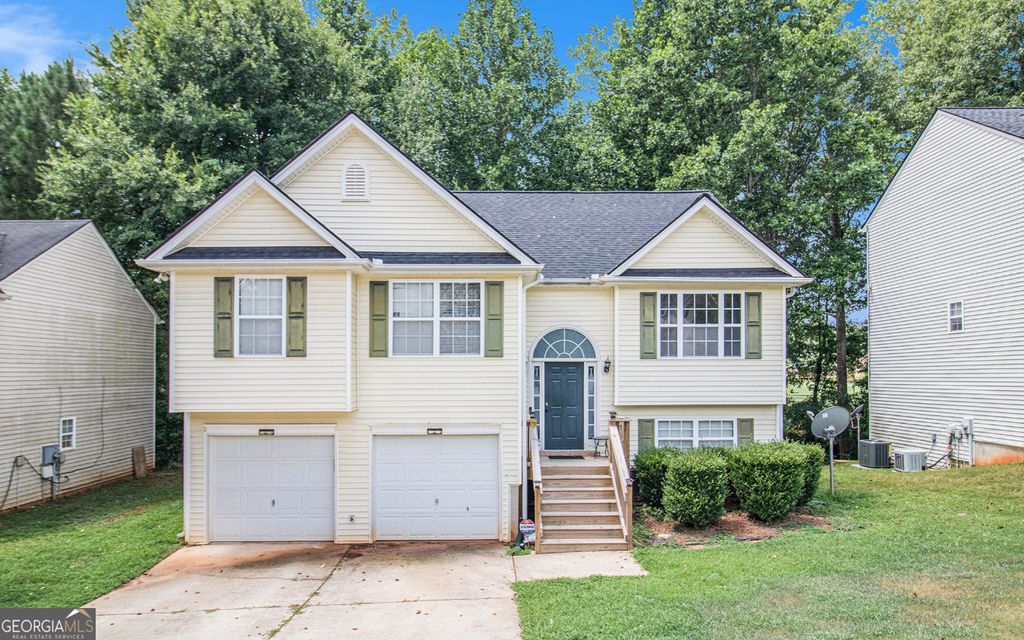 Photo of 6588 Snowbird Lane, Douglasville, GA 30134 (MLS # 10766107)