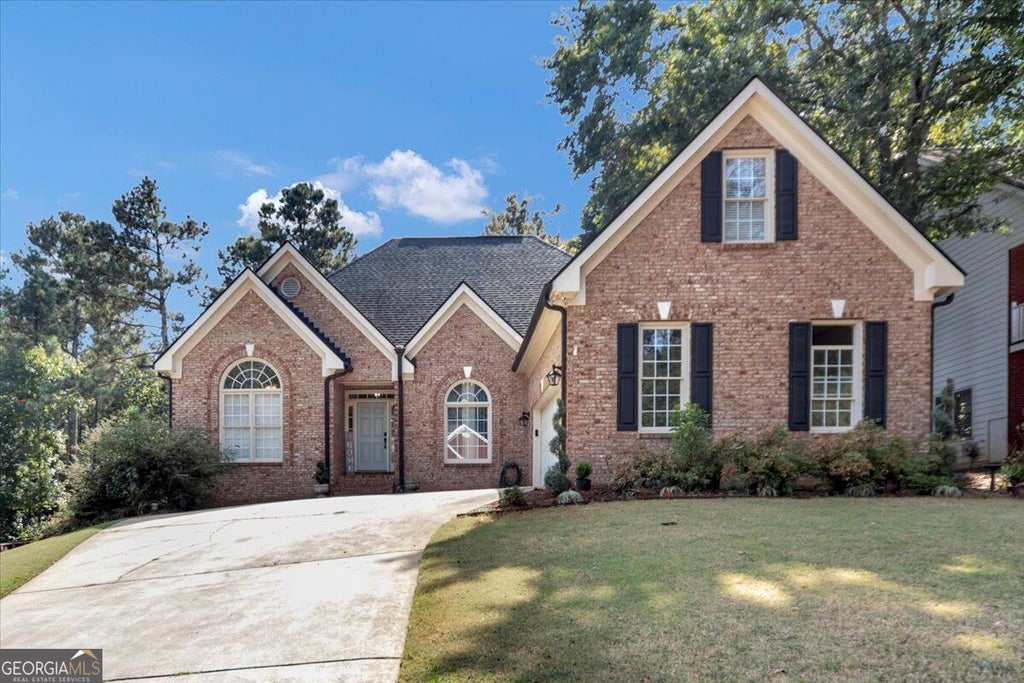 Photo of 1003 Maple Creek Drive, Loganville, GA 30052 (MLS # 10840901)