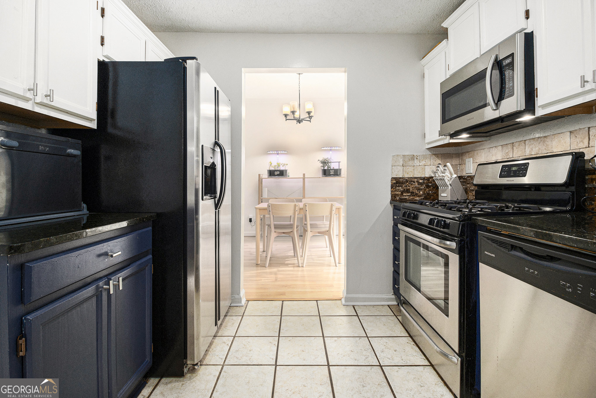 40 Briarwood LN