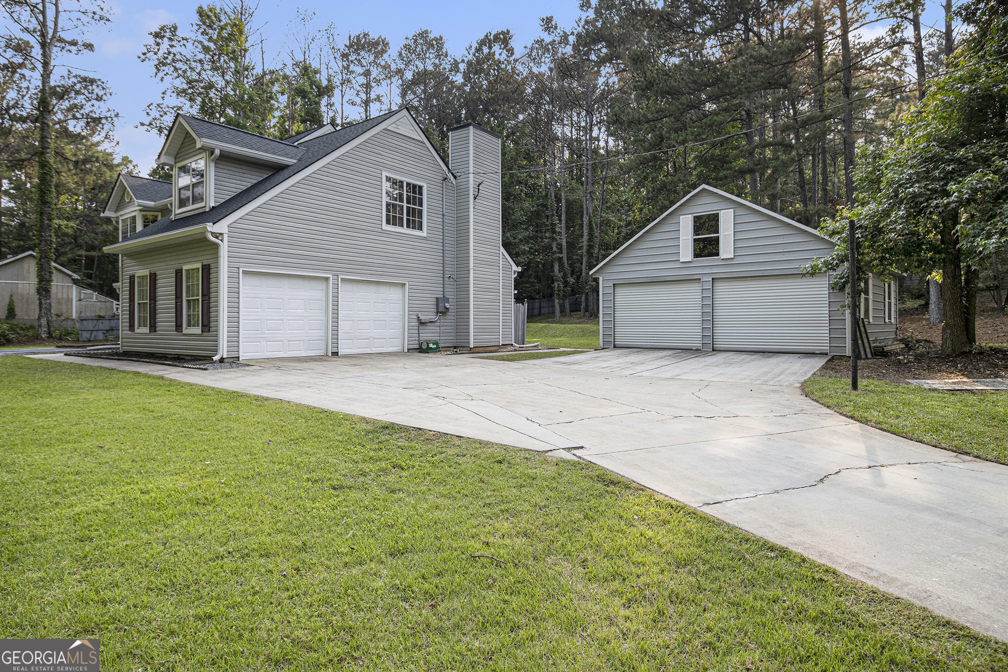 40 Briarwood LN