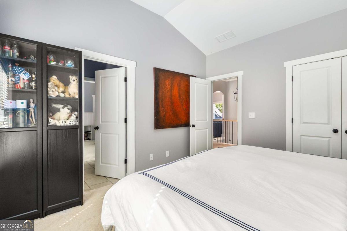 Midway Woods - Residential