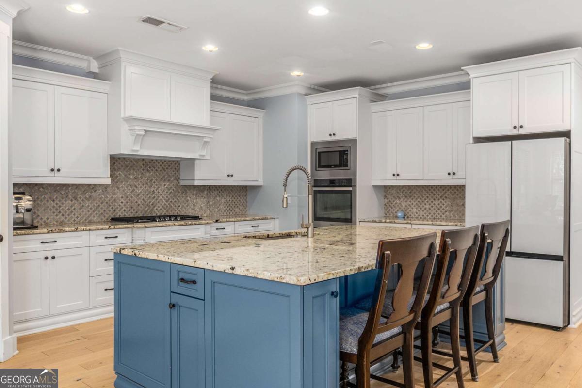 Midway Woods - Residential