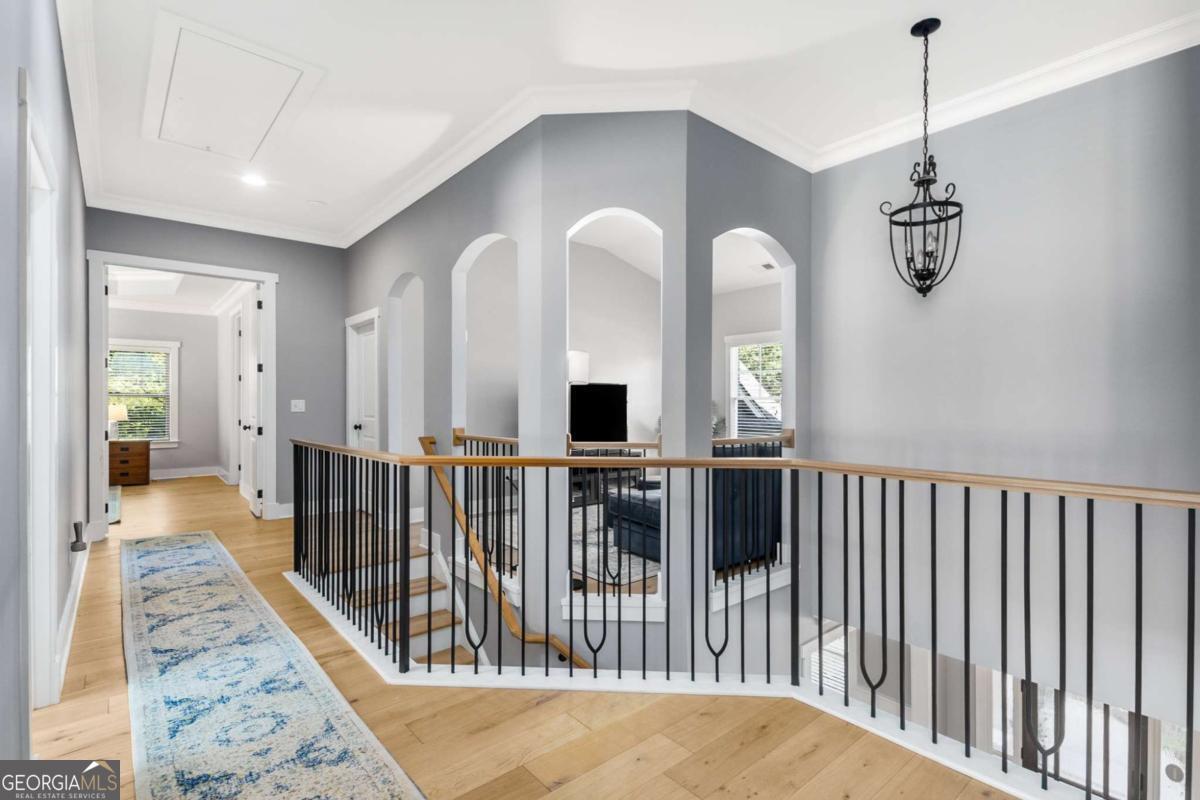 Midway Woods - Residential