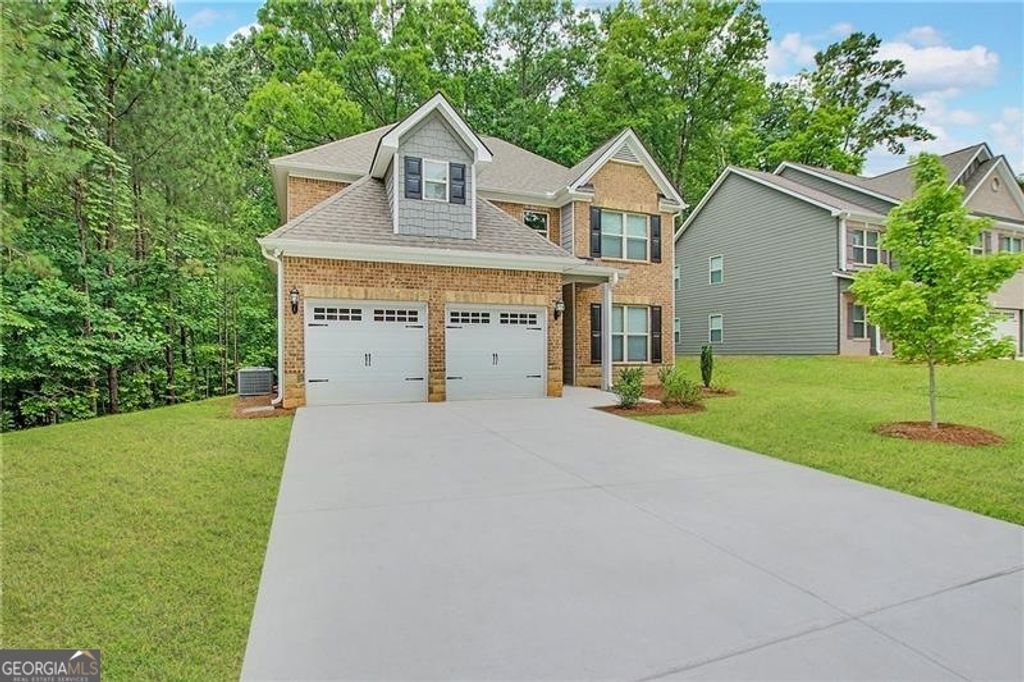 Photo of 303 Dublin Way, Dallas, GA 30132 (MLS # 10772881)