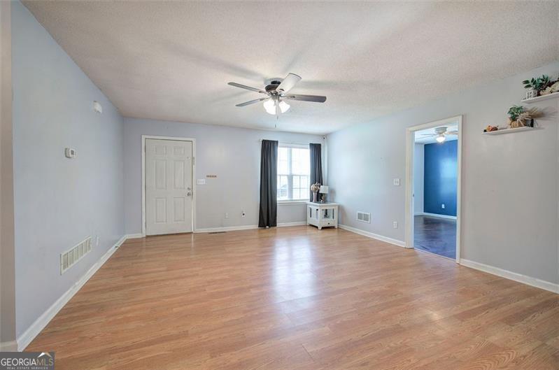 220 JOE DR