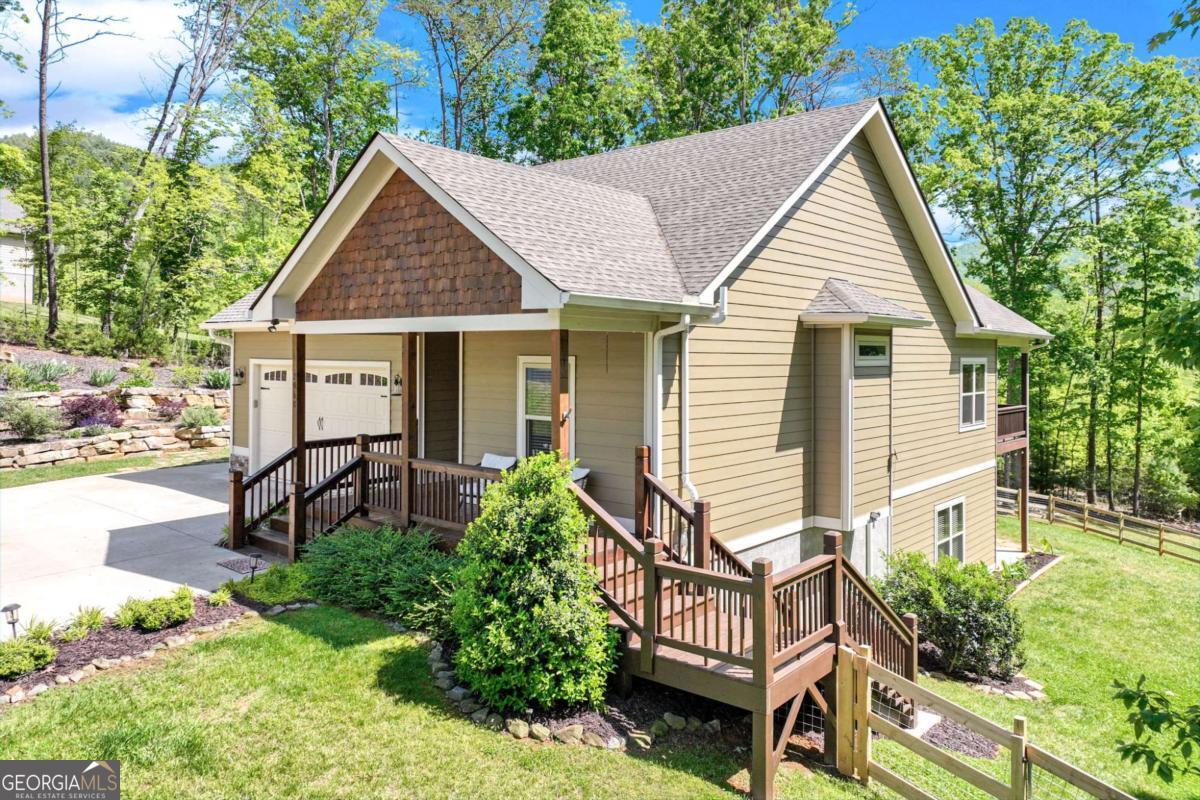 2068 Gallatin RD