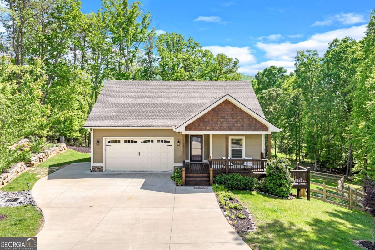2068 Gallatin RD