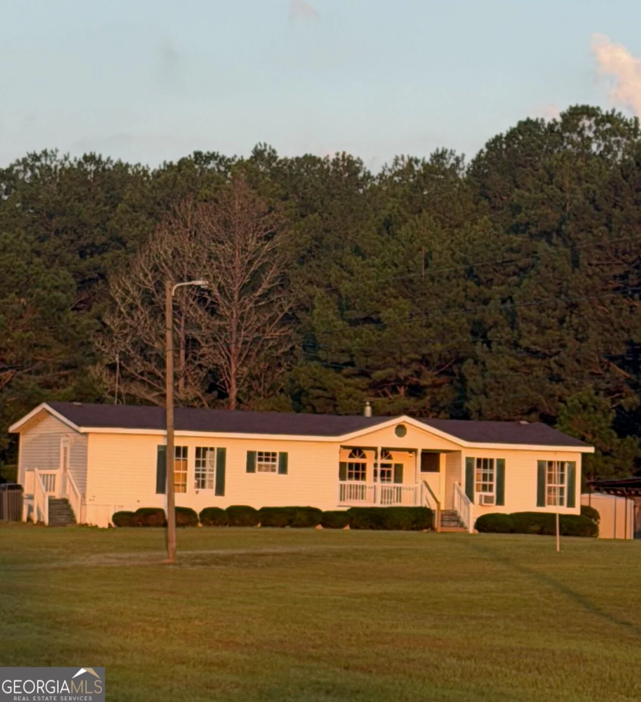385 Dean Road Rd, Franklin, GA, 30217