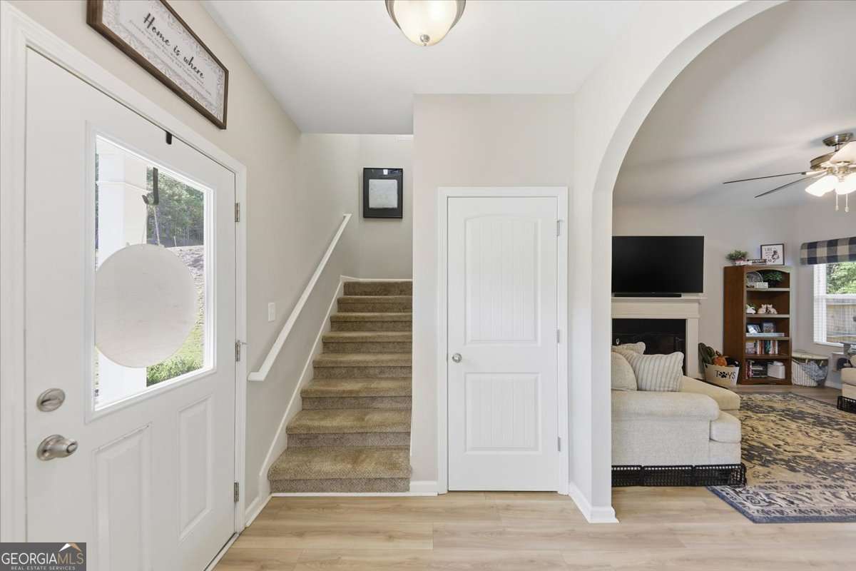 107 Nyishol WAY