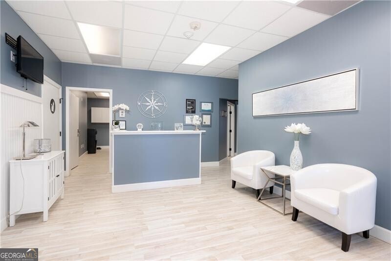 None - Commercial Lease