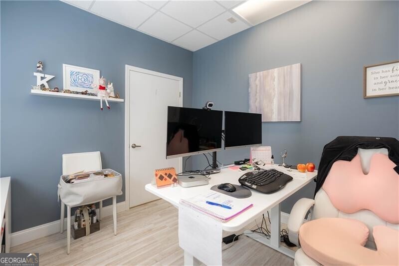 None - Commercial Lease