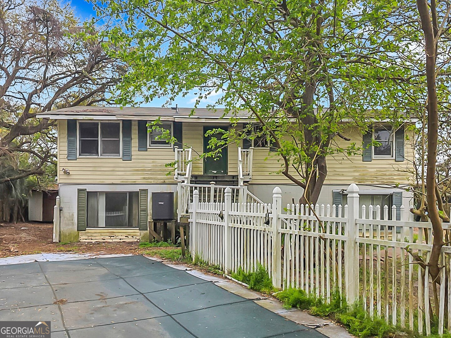124 Andrea DR