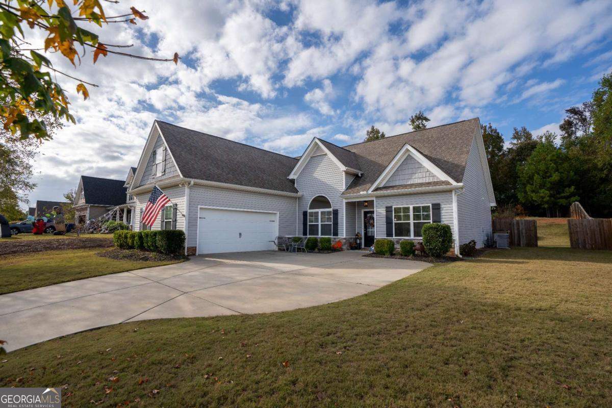 5641 Wooded Valley WAY