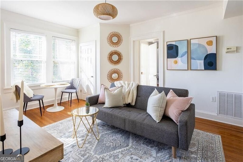 Photo of 968 Saint Charles Avenue NE #216, Atlanta, GA 30306 (MLS # 10708608)