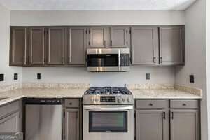 Pebble Creek - Residential Lease