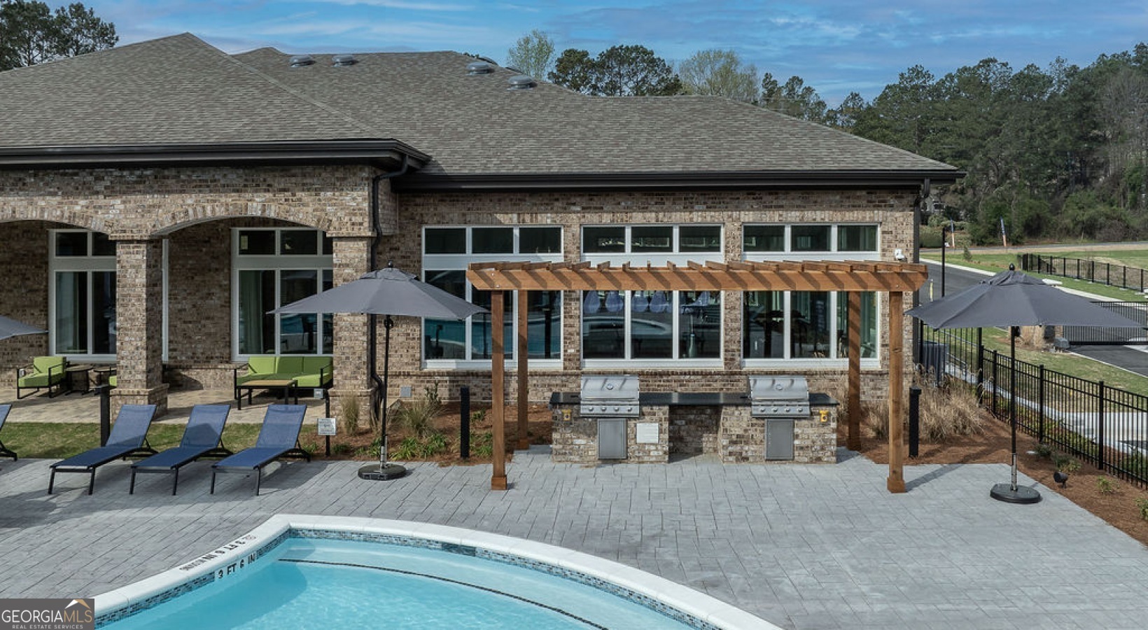 Columbus, Georgia 31904, United States, 2 Bedrooms Bedrooms, ,2 BathroomsBathrooms,Residential,Active,83931