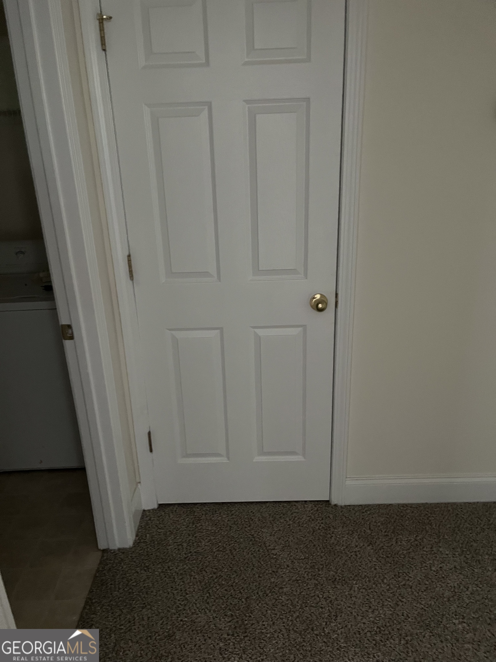 8857 Woodridge CT