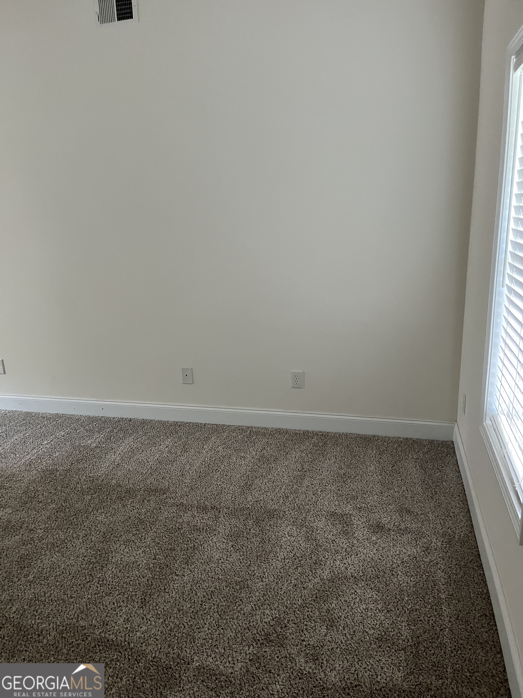 8857 Woodridge CT
