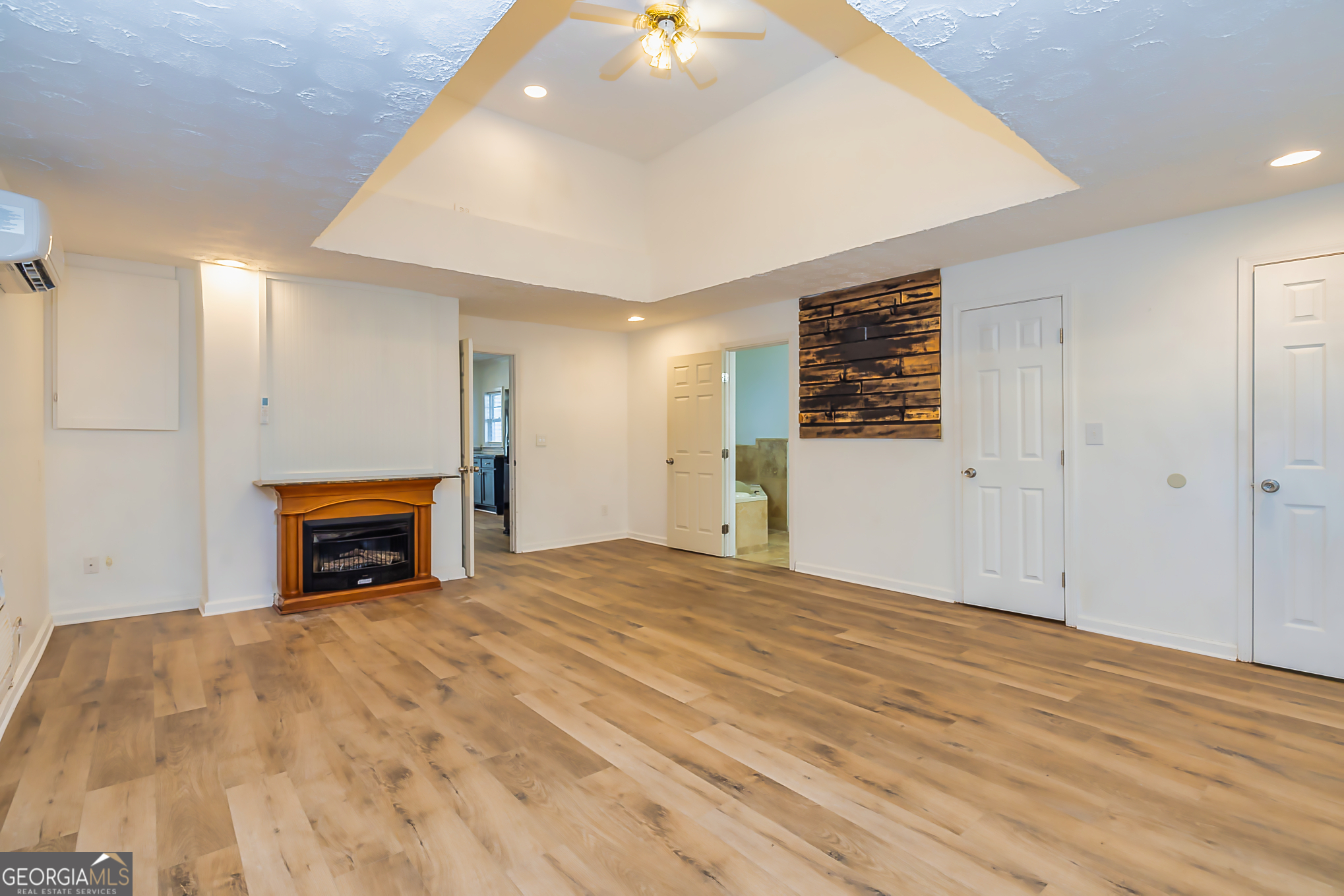 Peachtree City, Georgia 30269, United States, 5 Bedrooms Bedrooms, ,4 BathroomsBathrooms,Residential,Active,77604