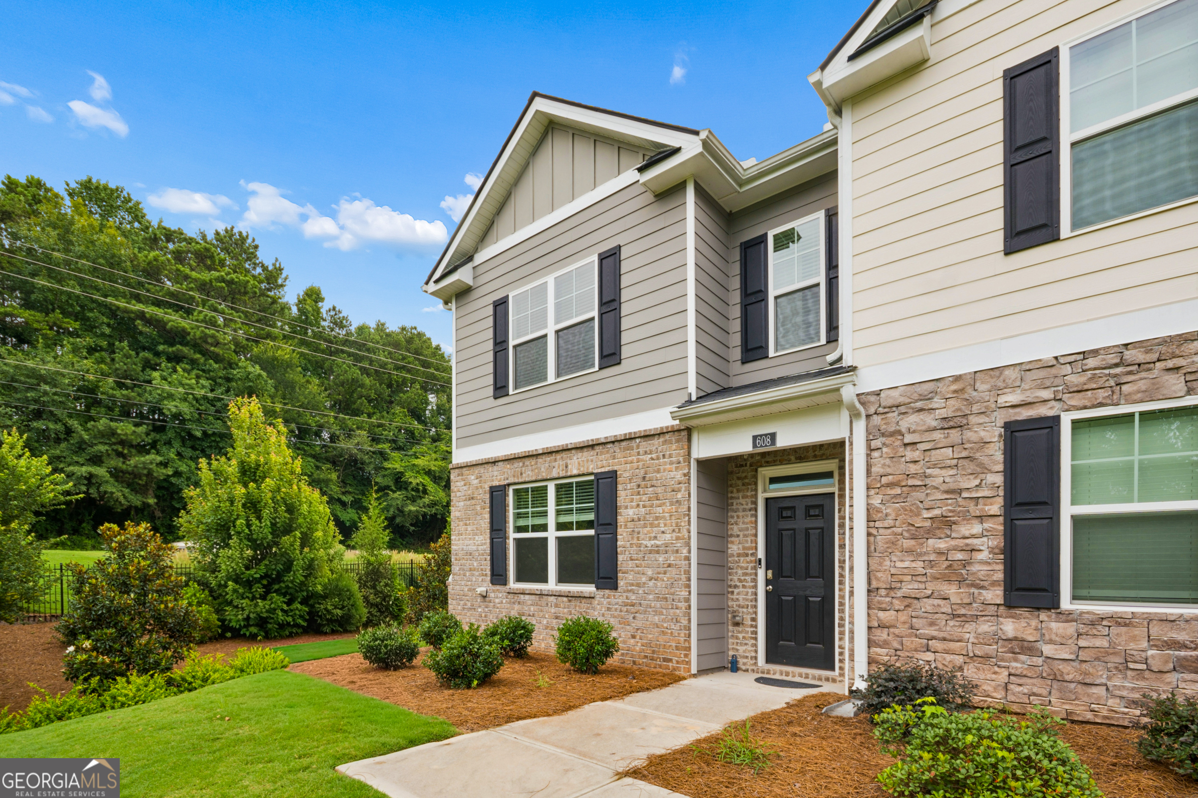 608 Gray Branch CT