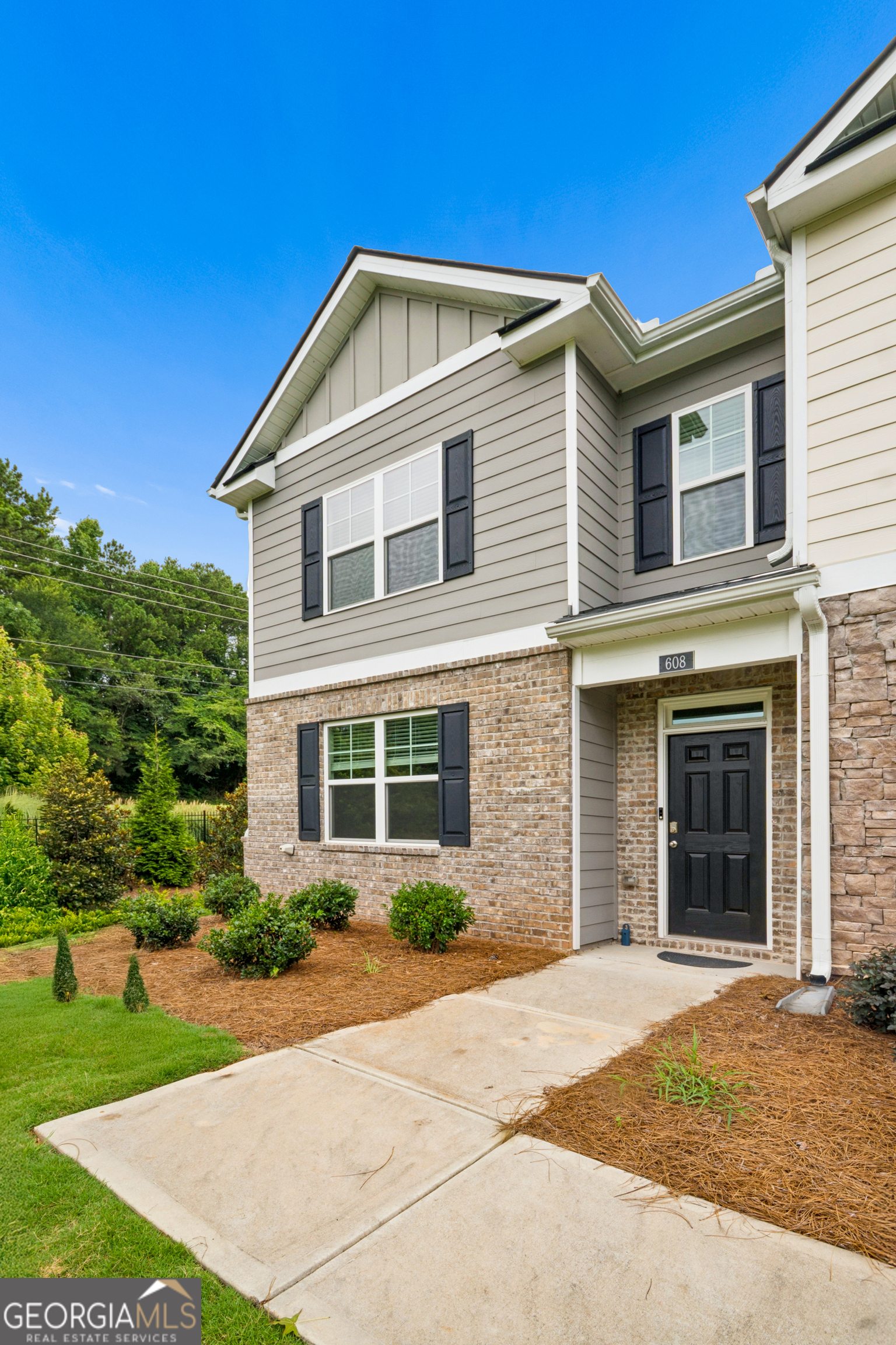608 Gray Branch CT