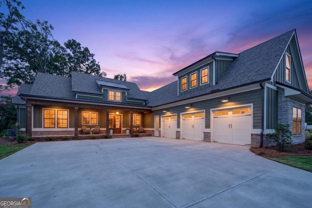 Photo of 201 Eagles Way, Eatonton, GA 31024 (MLS # 10875436)