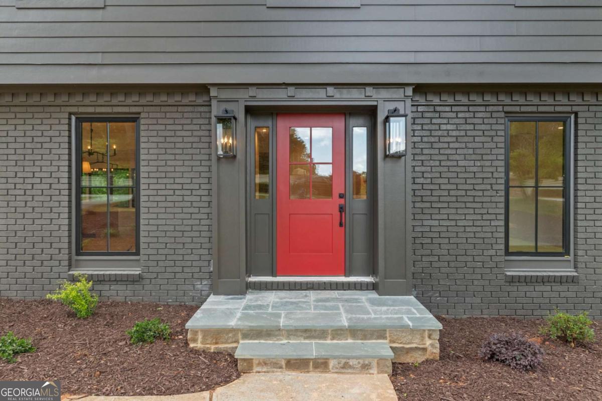 1125 Lake Charles DR