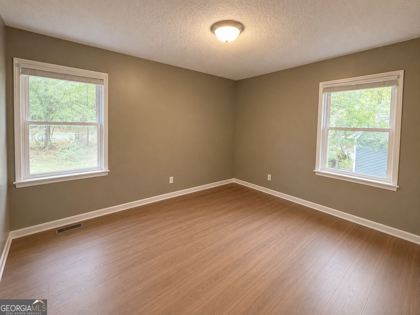 110 Flannigans PL