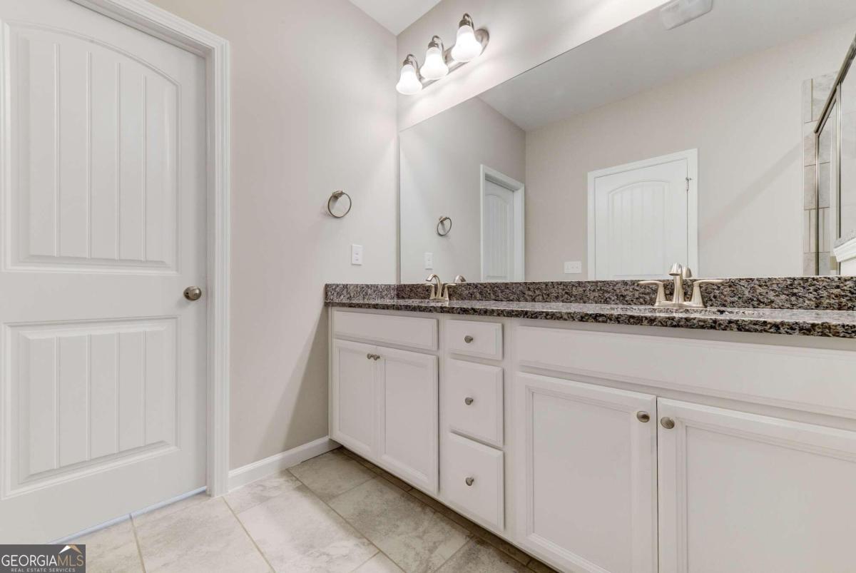 Caravelle - Residential Lease