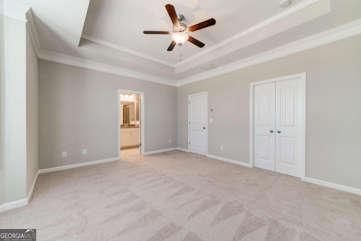 Caravelle - Residential Lease