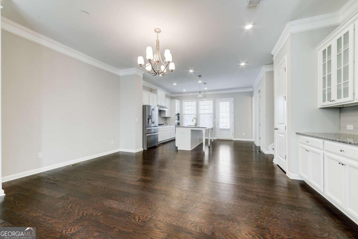 Caravelle - Residential Lease